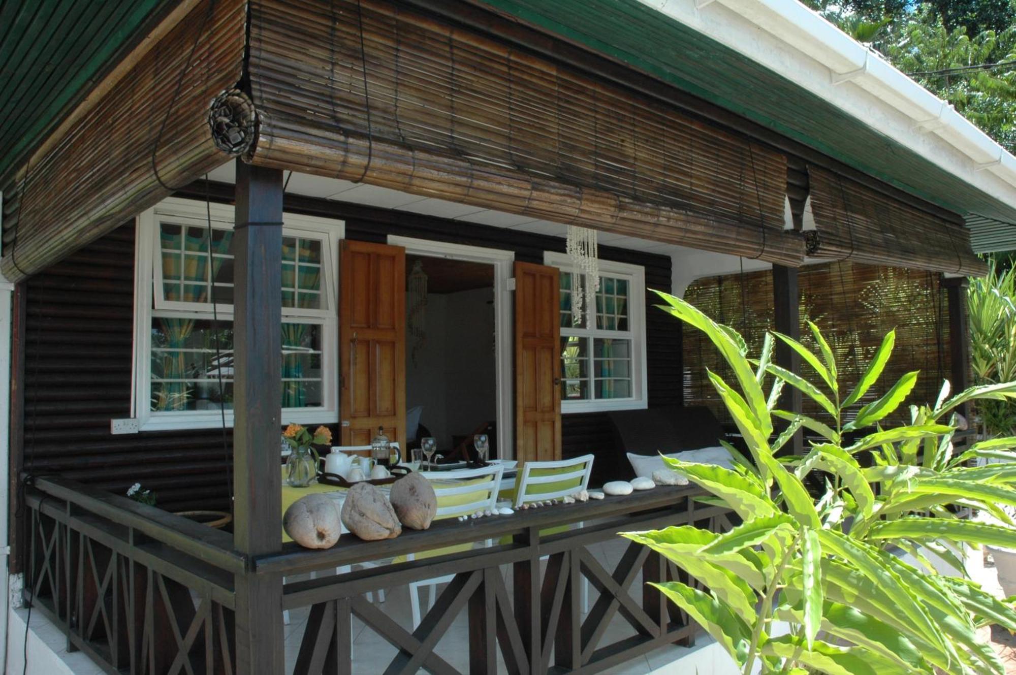 Chalet Kokogrove Anse Royale