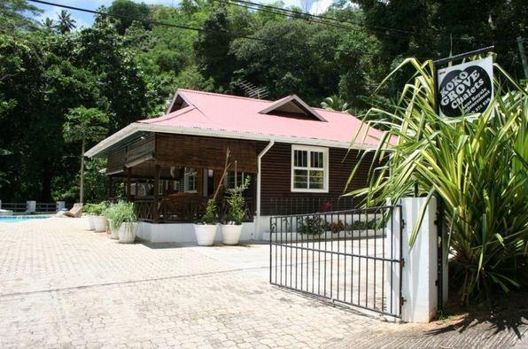 Kokogrove Anse Royale